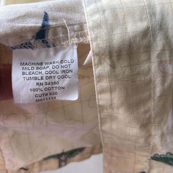 HOOK & TACKLE Swordfish Lighthouse Fishing Nautical Map Button Down Size Medium - Picture 7 of 11